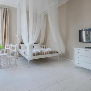 Riviera Aparthotel