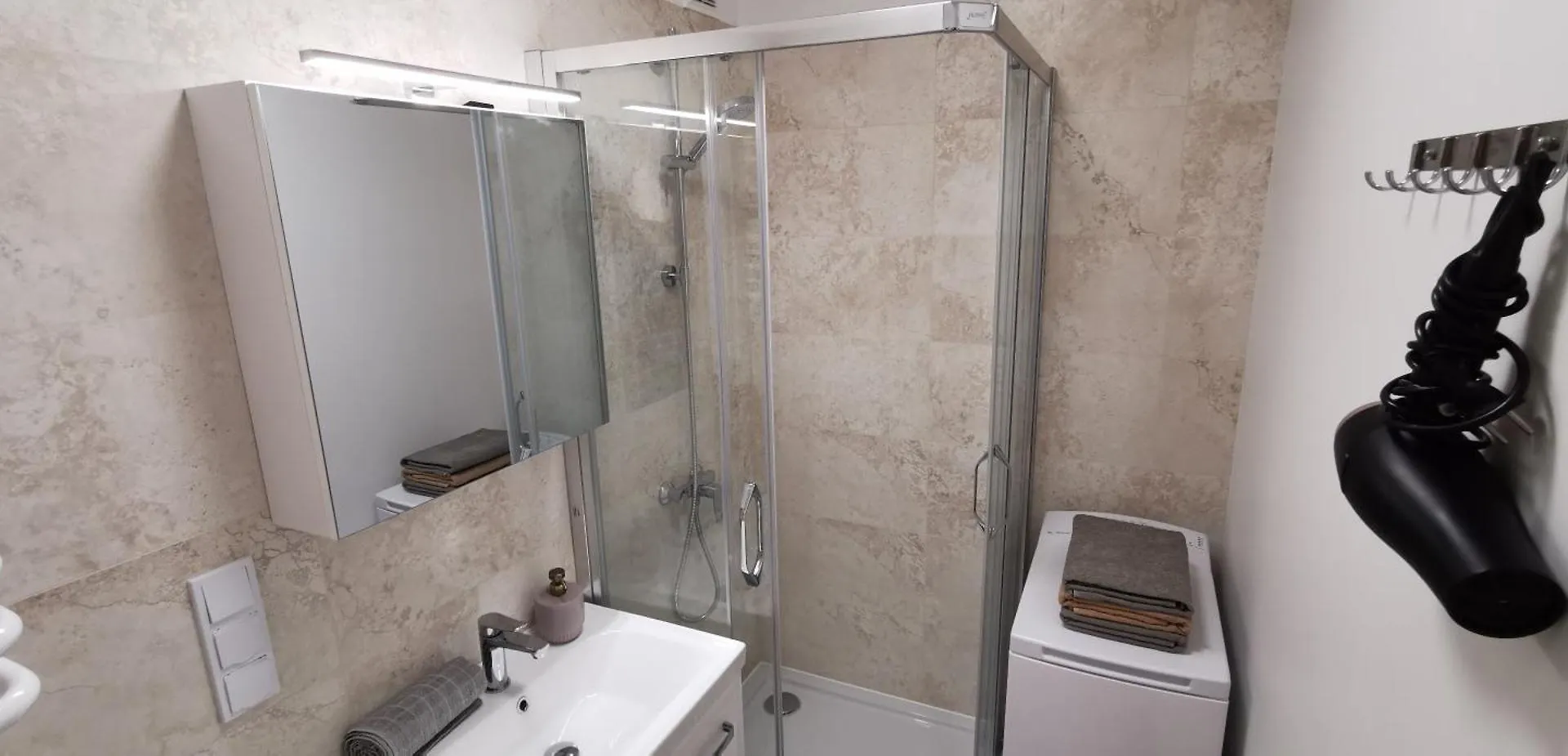 Apartament Mango Lu Z Balkonem, Plaza 300M Sopot 0*,  Polska